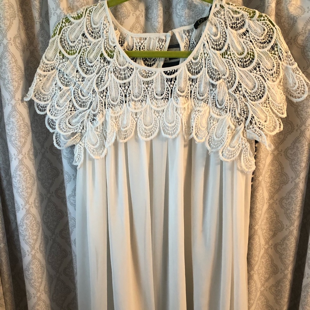 White lace dress